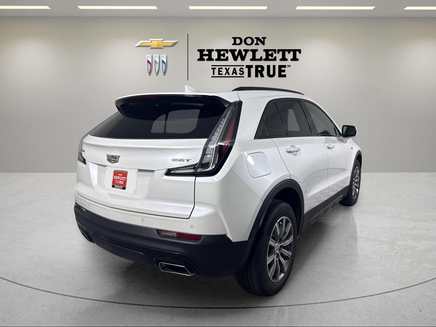2023 Cadillac XT4 FWD Sport