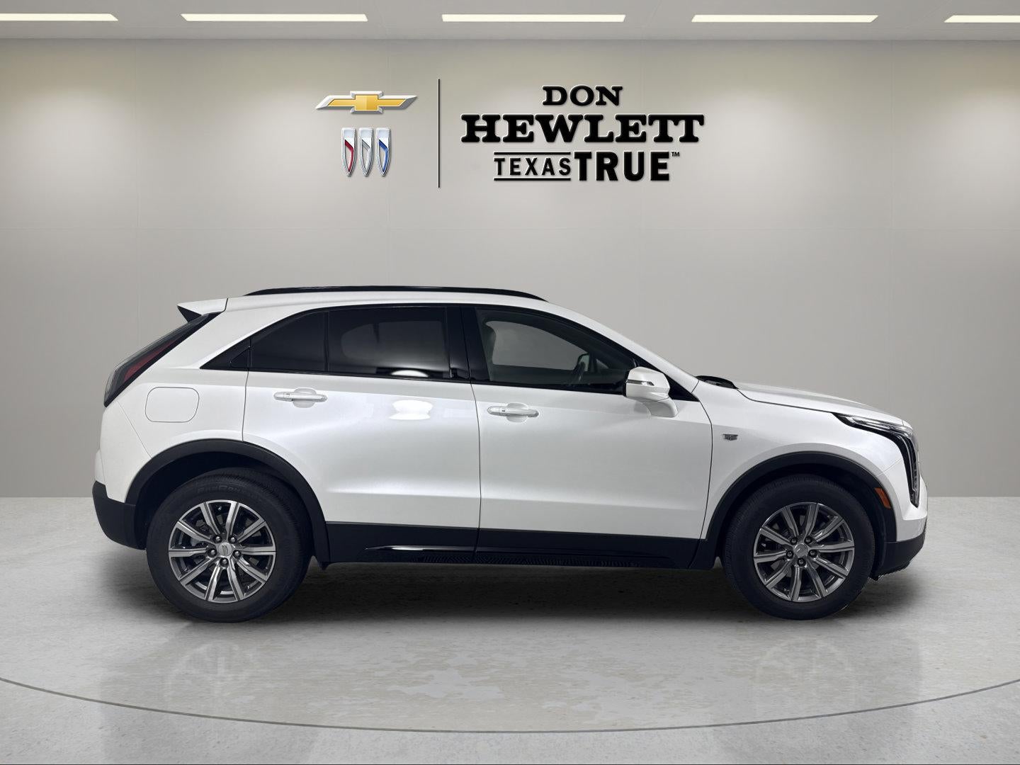 2023 Cadillac XT4 FWD Sport