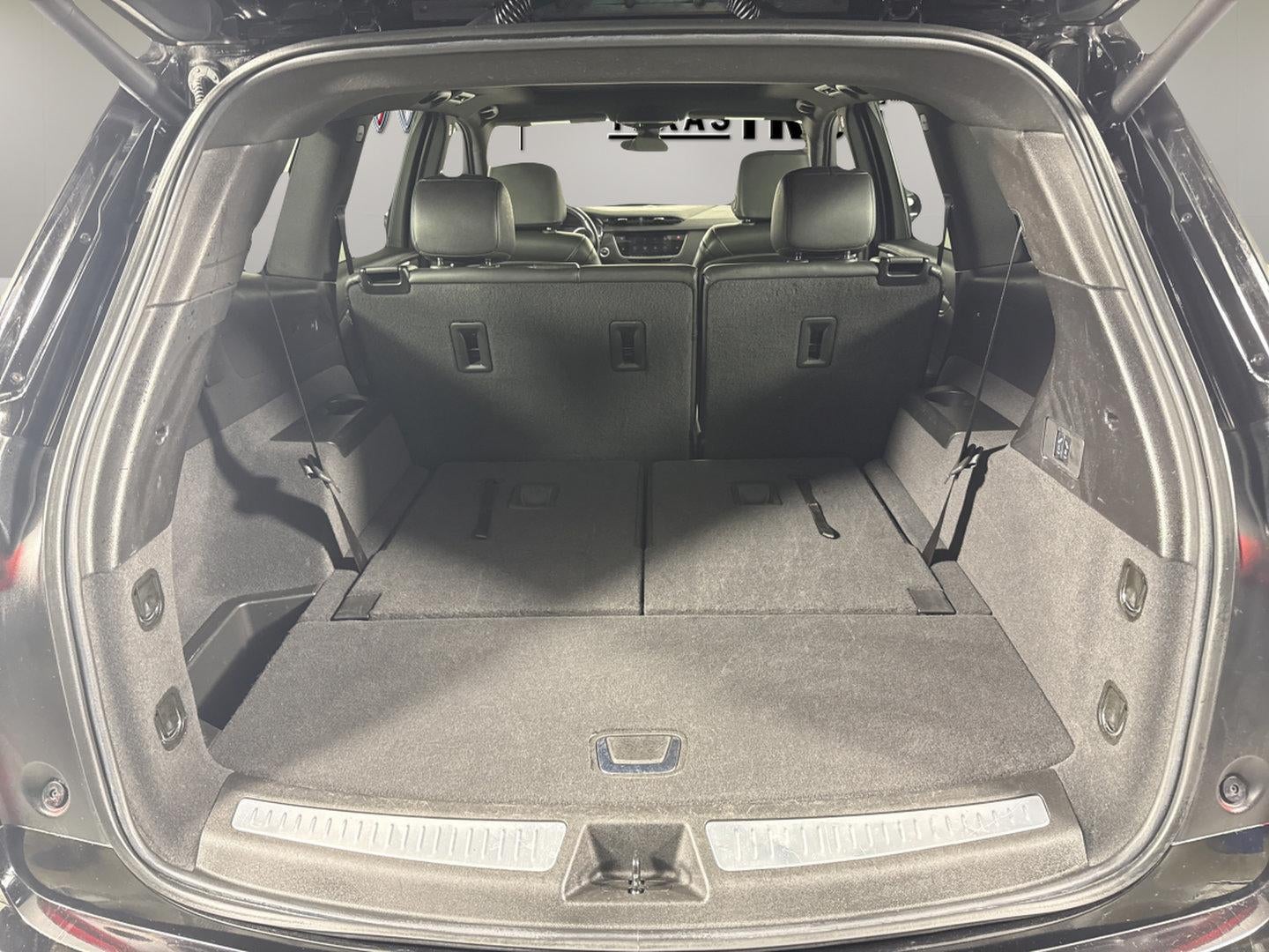 2025 Cadillac XT6 Luxury