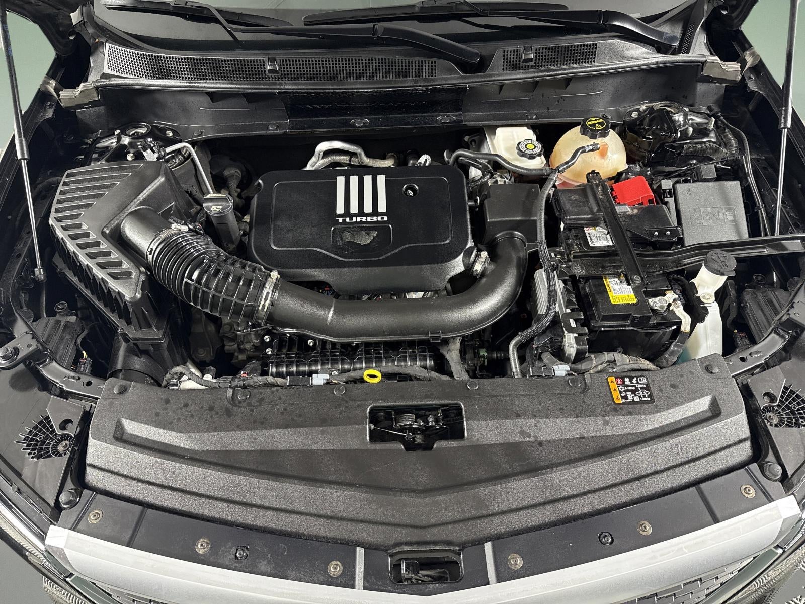 2025 Cadillac XT6 Luxury