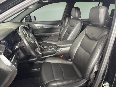 2025 Cadillac XT6 Luxury