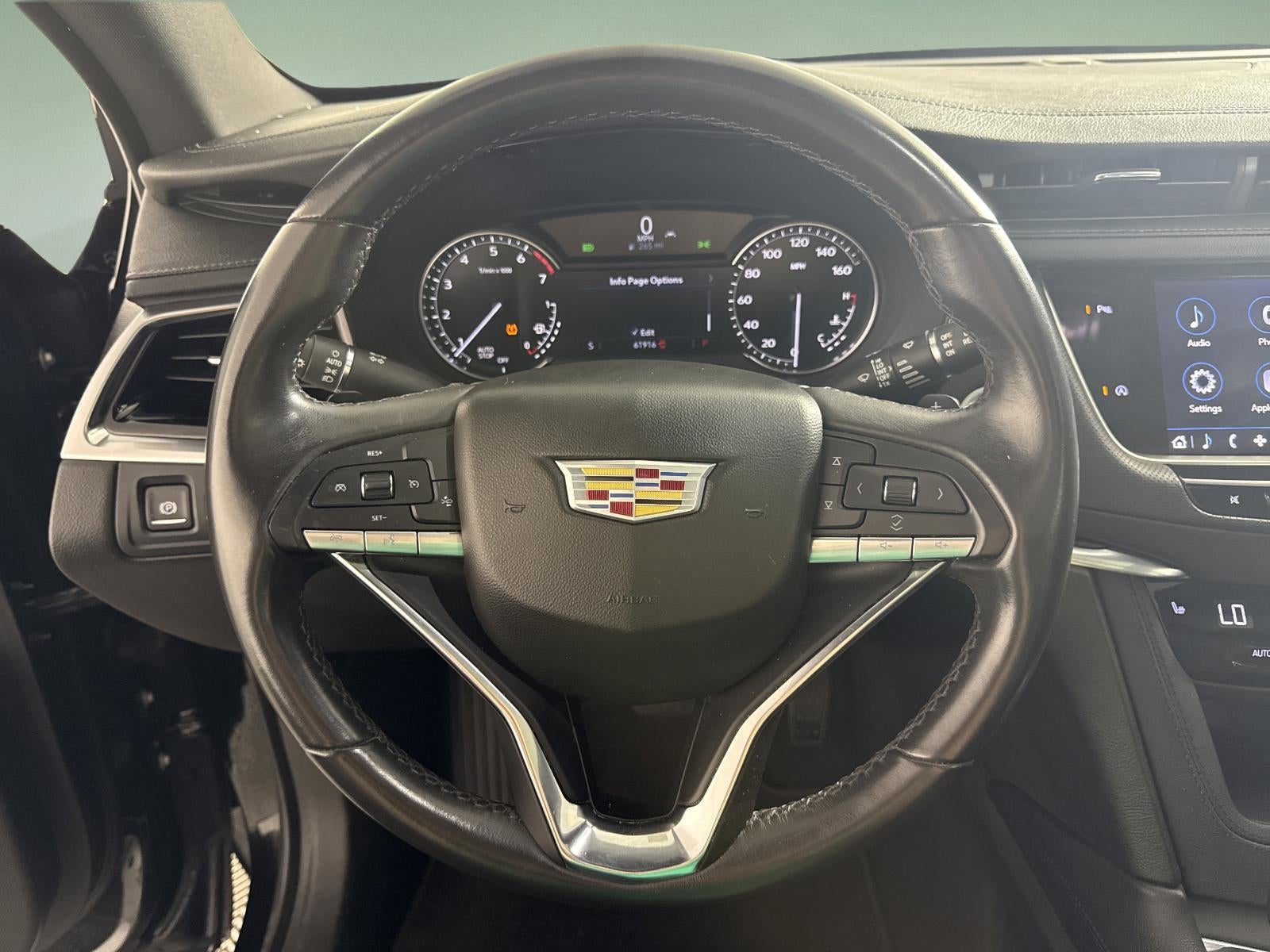 2025 Cadillac XT6 Luxury