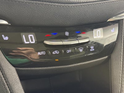 2025 Cadillac XT6 Luxury