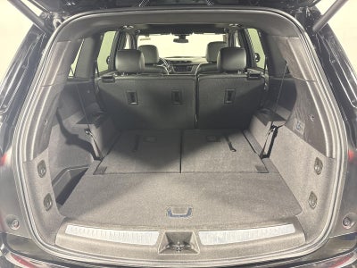 2025 Cadillac XT6 Luxury