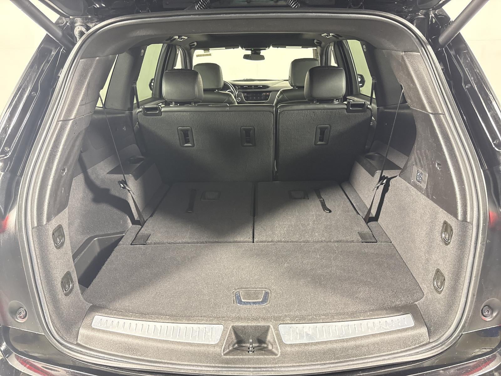 2025 Cadillac XT6 Luxury