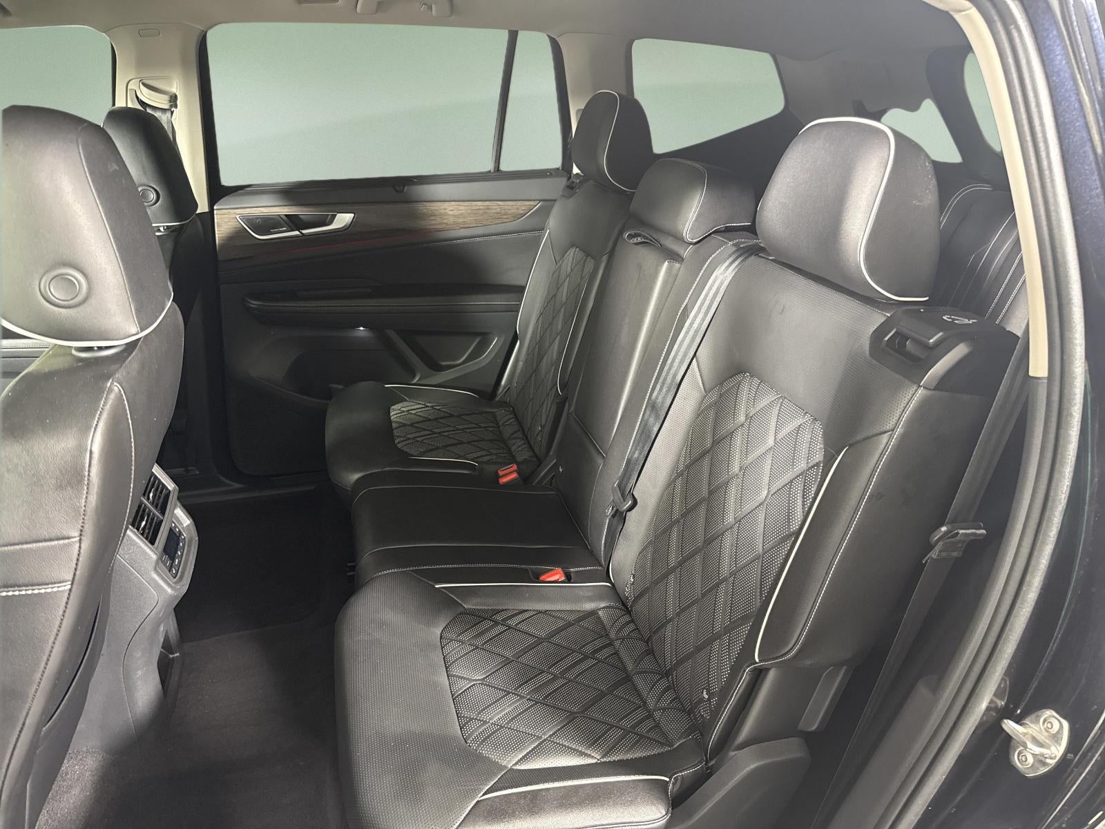 2024 Volkswagen Atlas 2.0T SEL Premium R-Line
