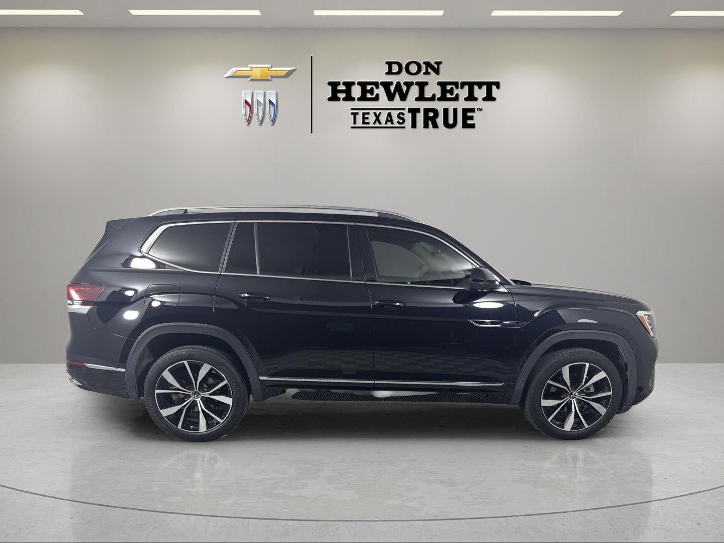 2024 Volkswagen Atlas 2.0T SEL Premium R-Line
