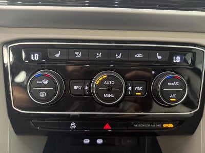 2023 Volkswagen Atlas 2.0T SE w/Technology