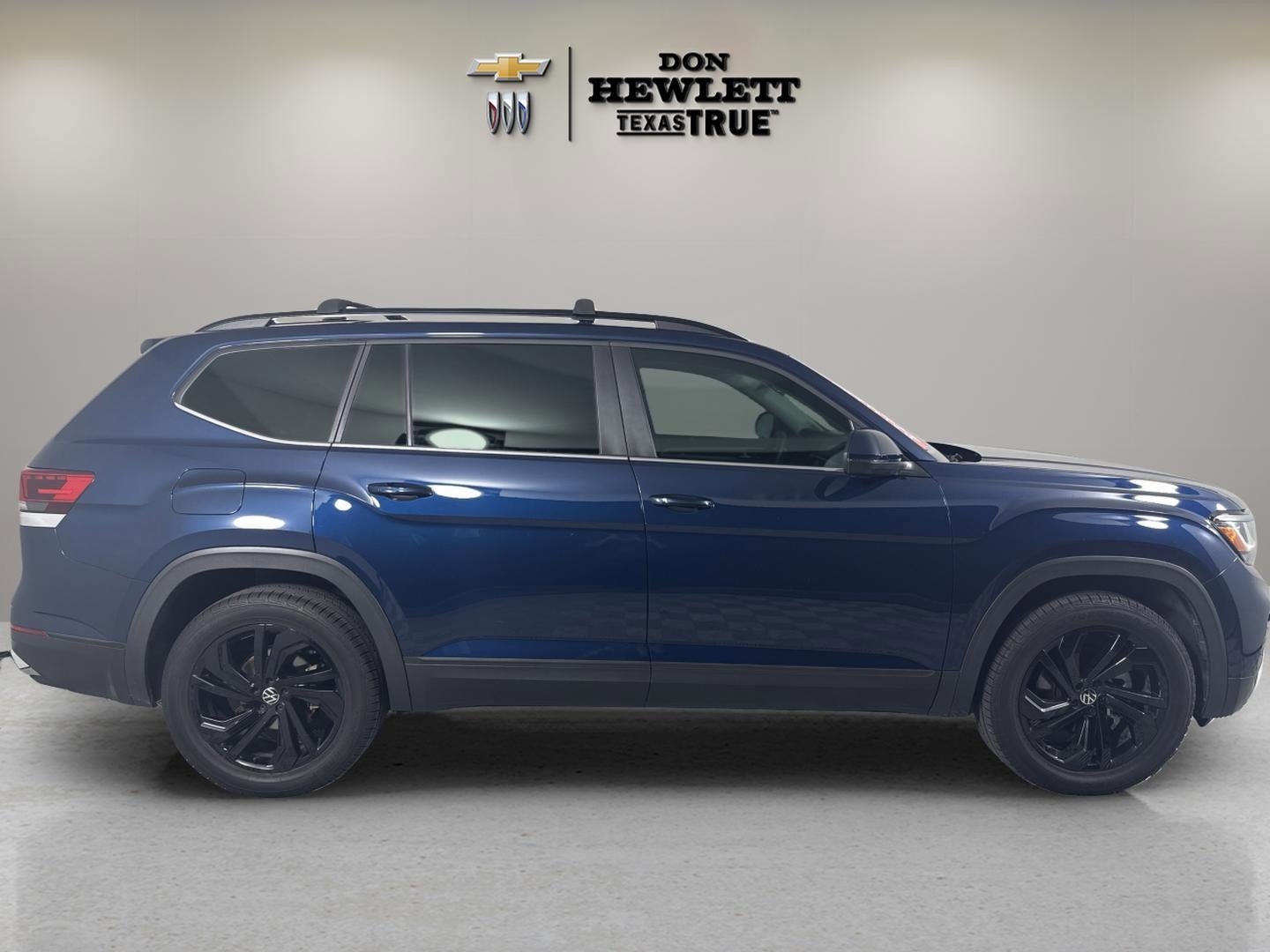 2023 Volkswagen Atlas 2.0T SE w/Technology