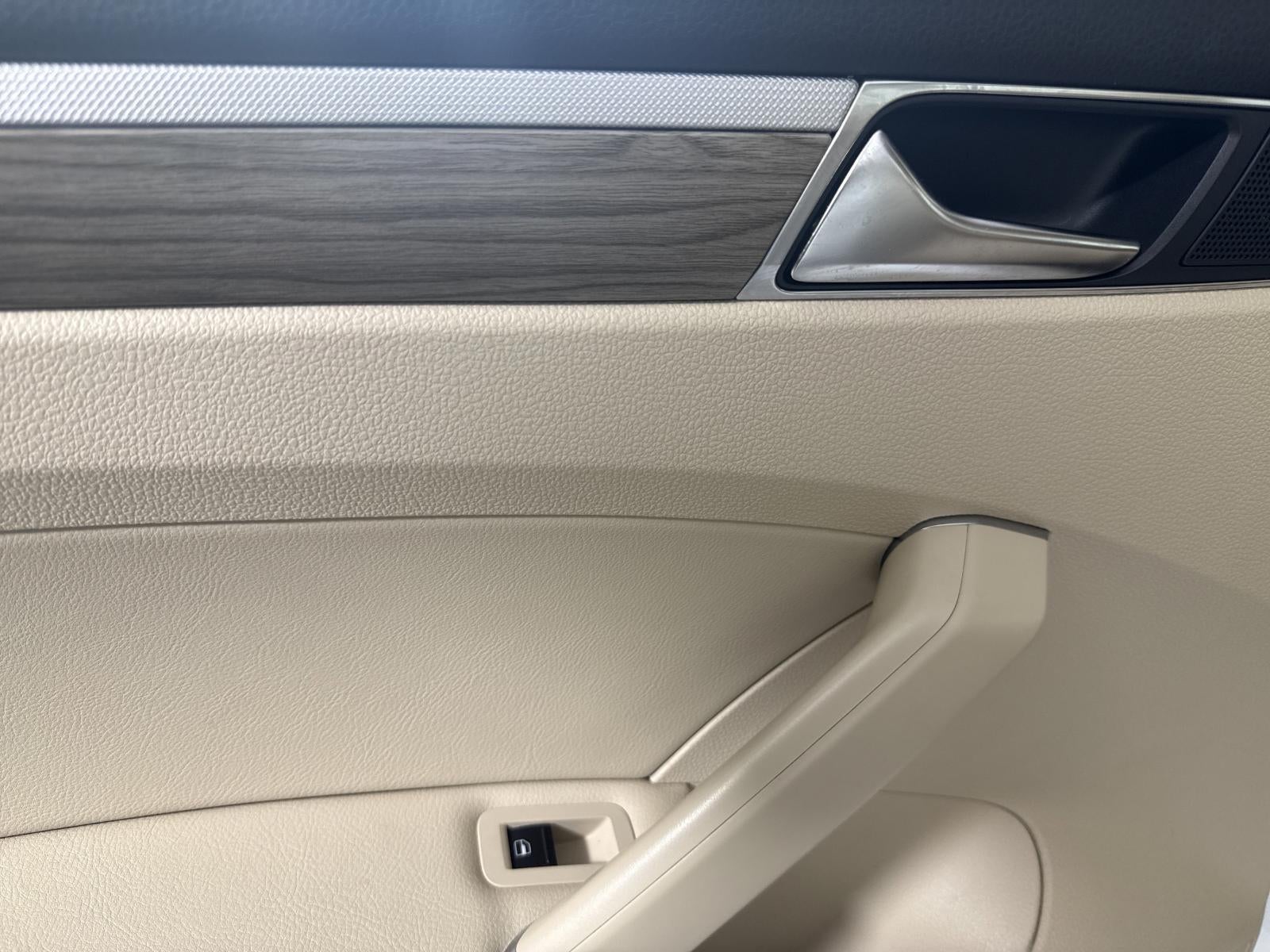 2018 Volkswagen Passat 2.0T SE