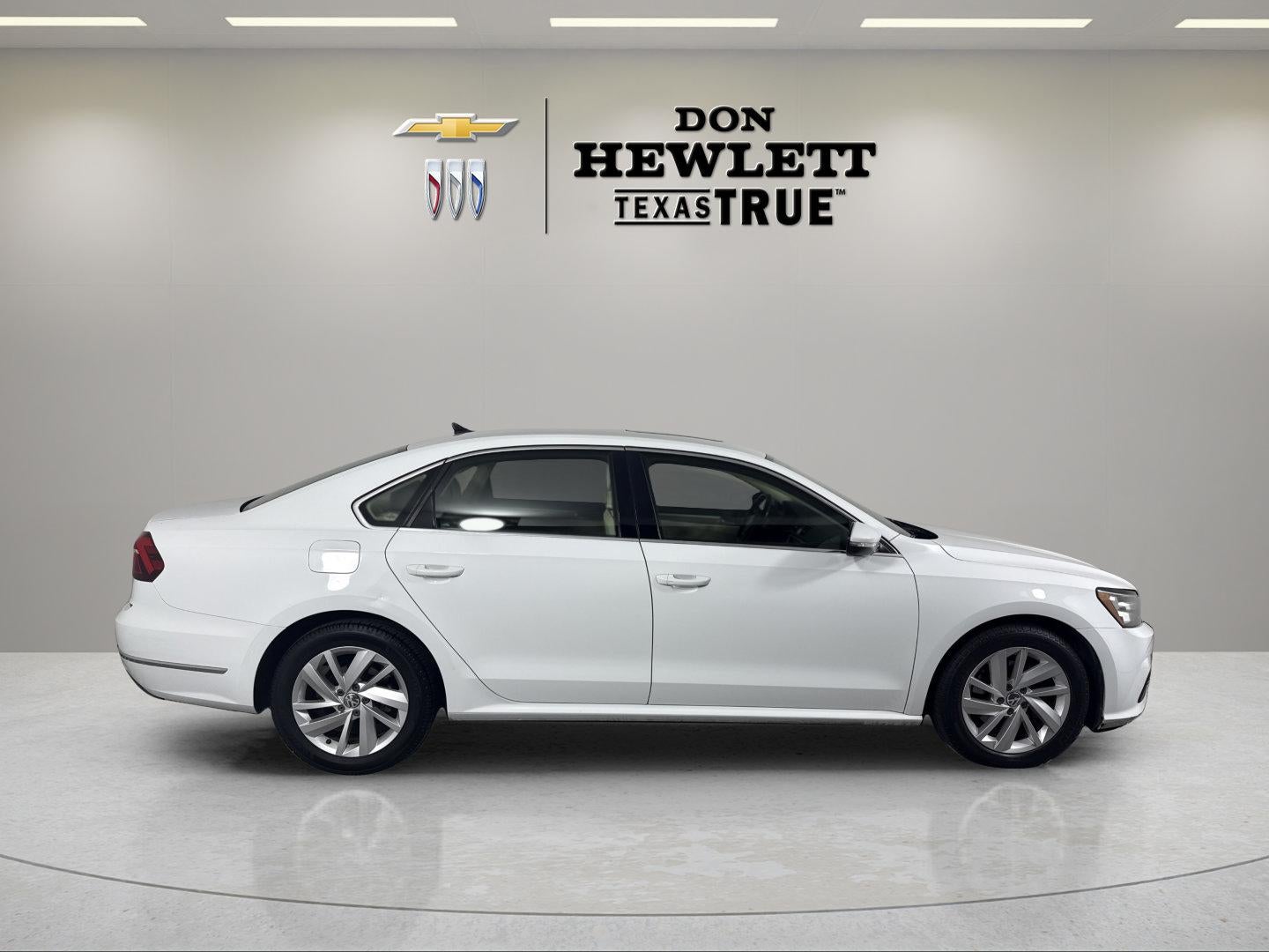 2018 Volkswagen Passat 2.0T SE