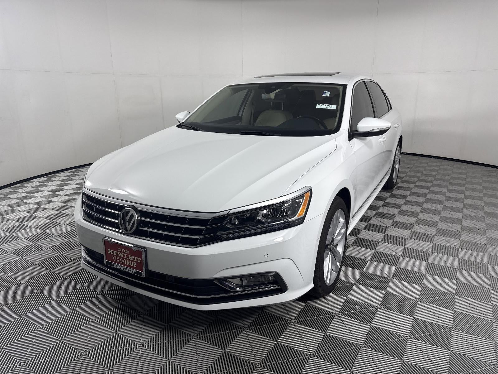 2017 Volkswagen Passat 1.8T SEL Premium