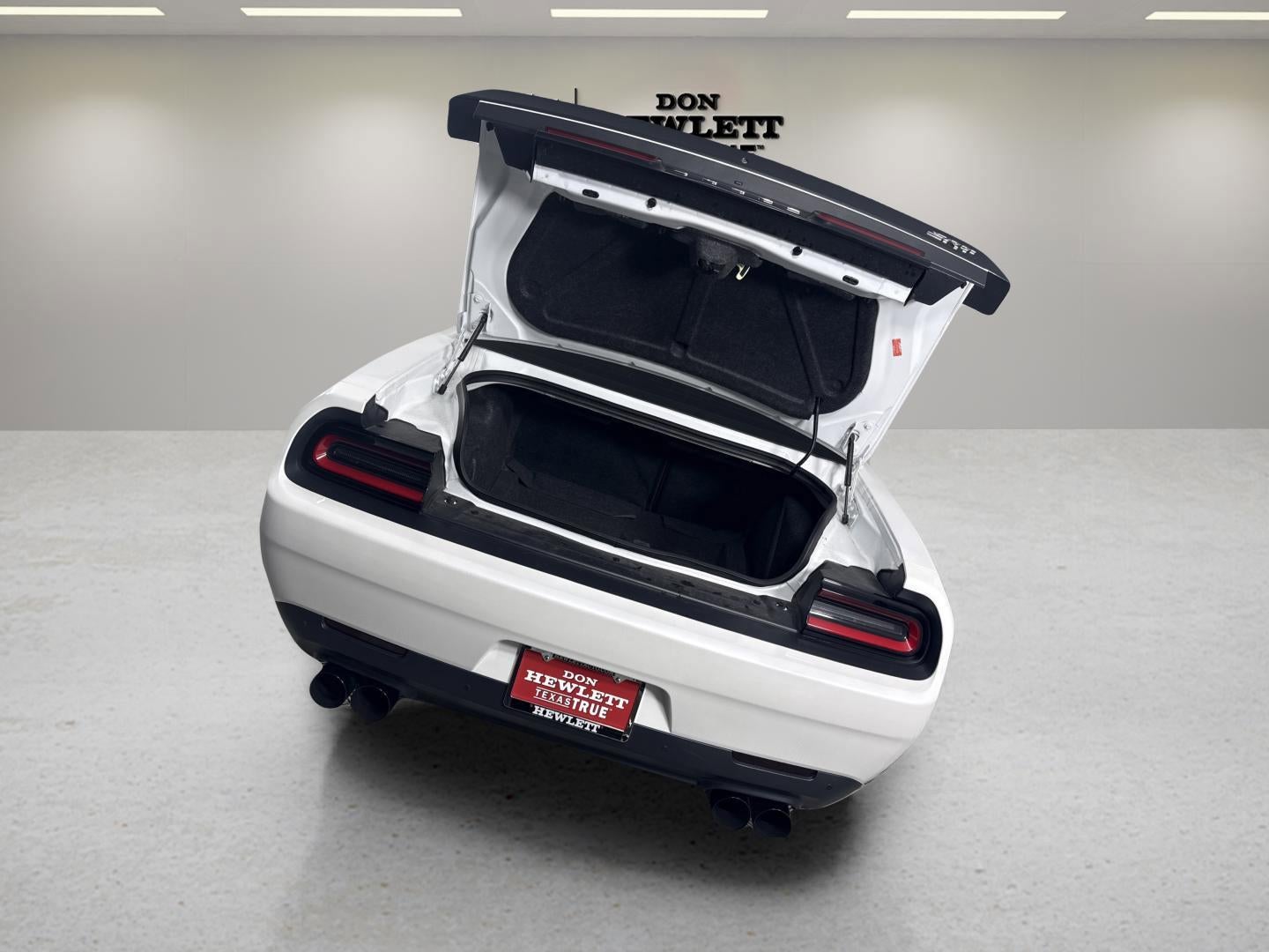 2016 Dodge Challenger SRT Hellcat