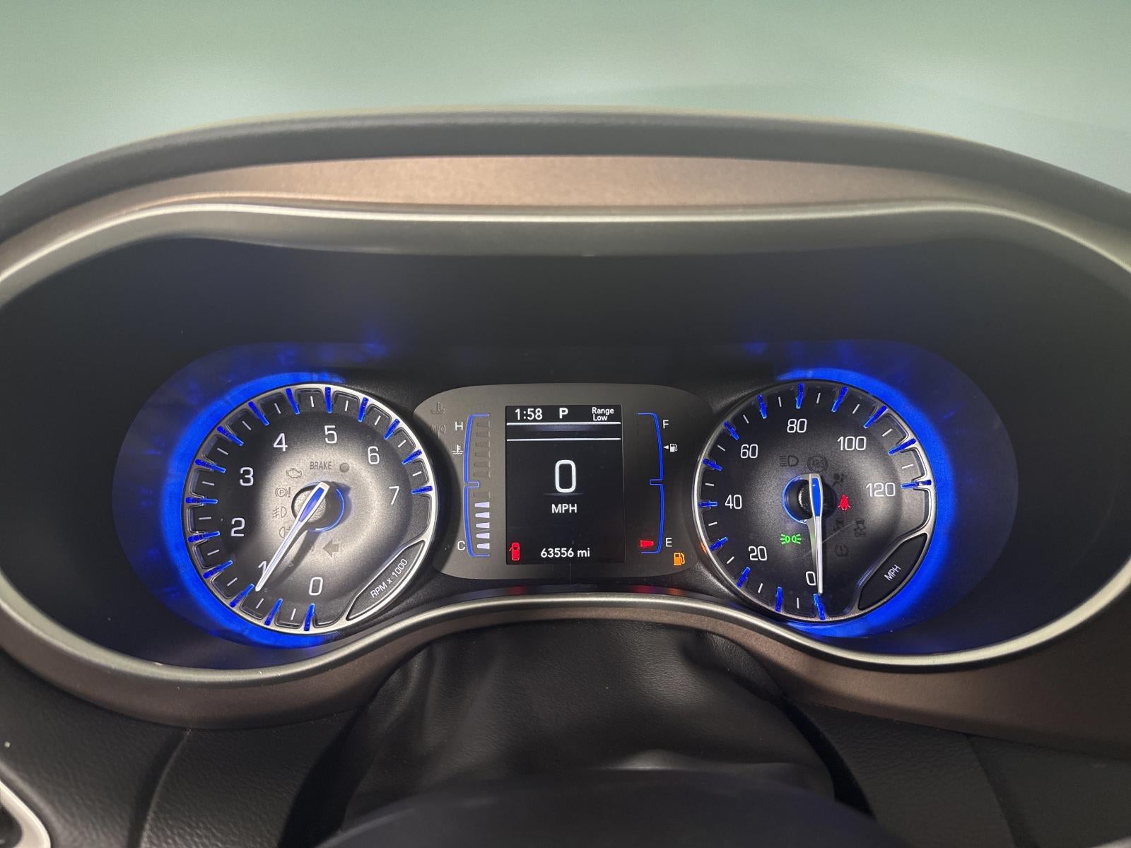2023 Chrysler Voyager LX