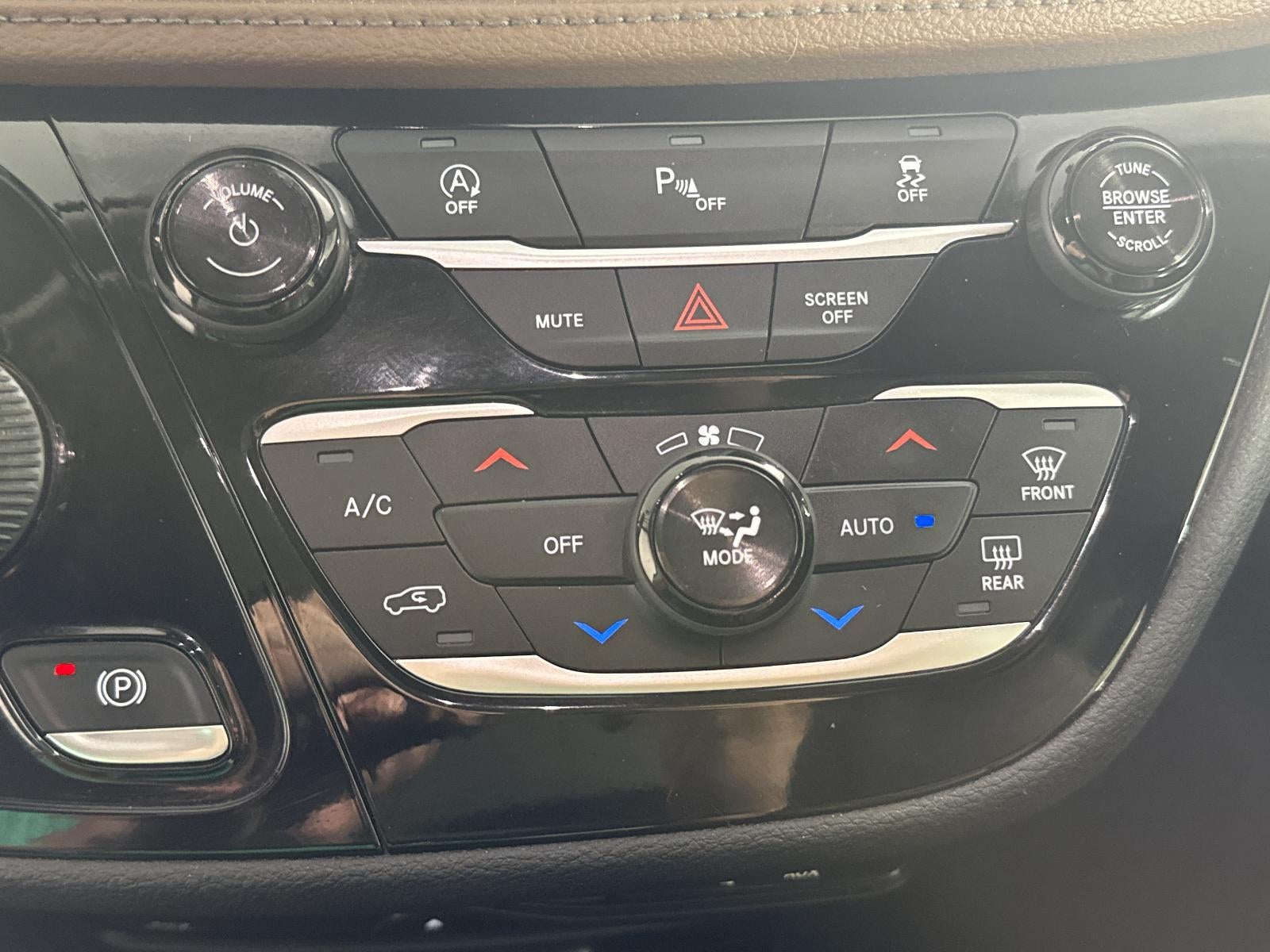 2019 Chrysler Pacifica Limited