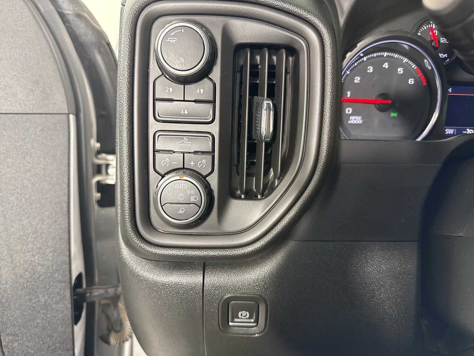 2023 Chevrolet Silverado 2500 HD Custom