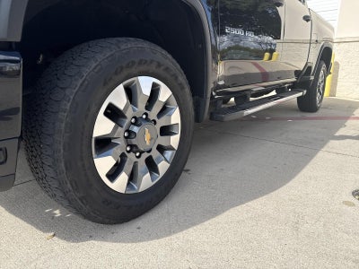 2024 Chevrolet Silverado 2500 HD Custom