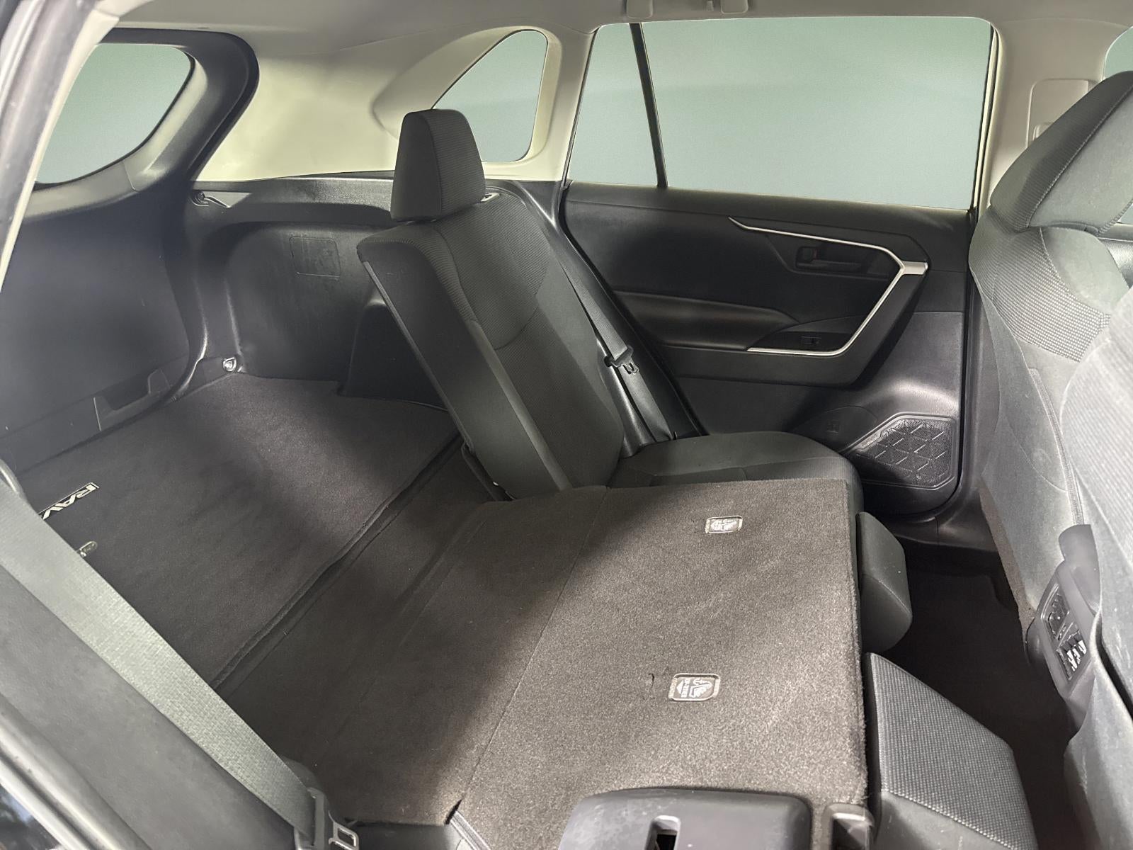 2019 Toyota RAV4 Hybrid LE