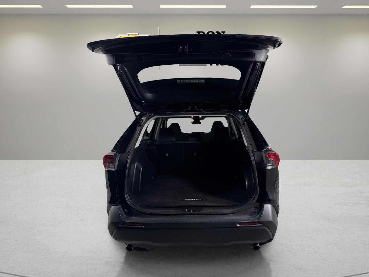 2019 Toyota RAV4 Hybrid LE