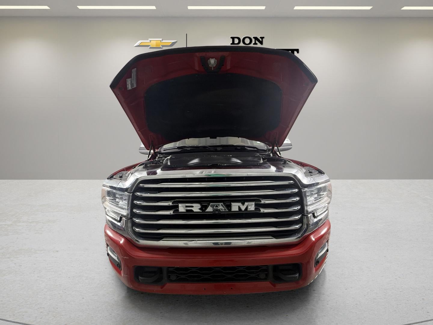2022 RAM 3500 Limited Longhorn Crew Cab 4x4 8' Box