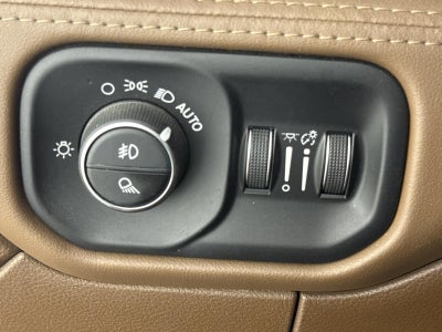 2022 RAM 3500 Limited Longhorn Crew Cab 4x4 8' Box