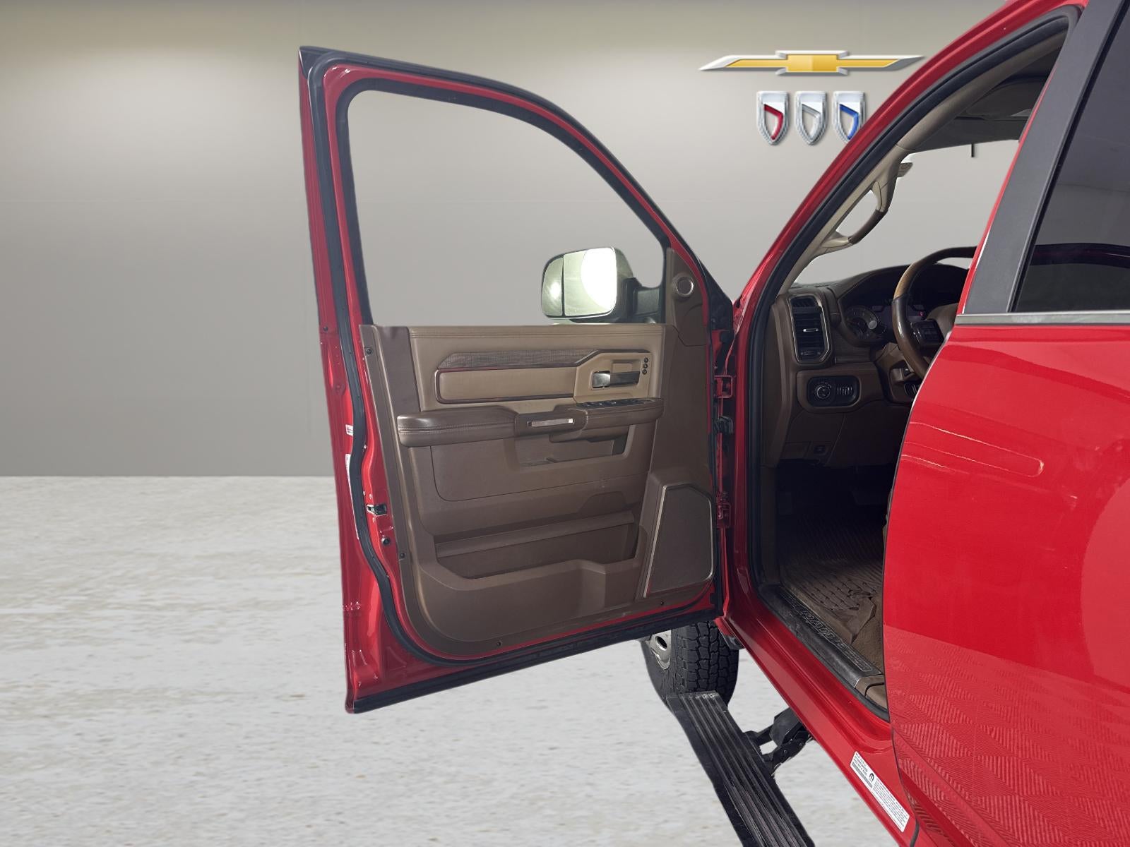 2022 RAM 3500 Limited Longhorn Crew Cab 4x4 8' Box