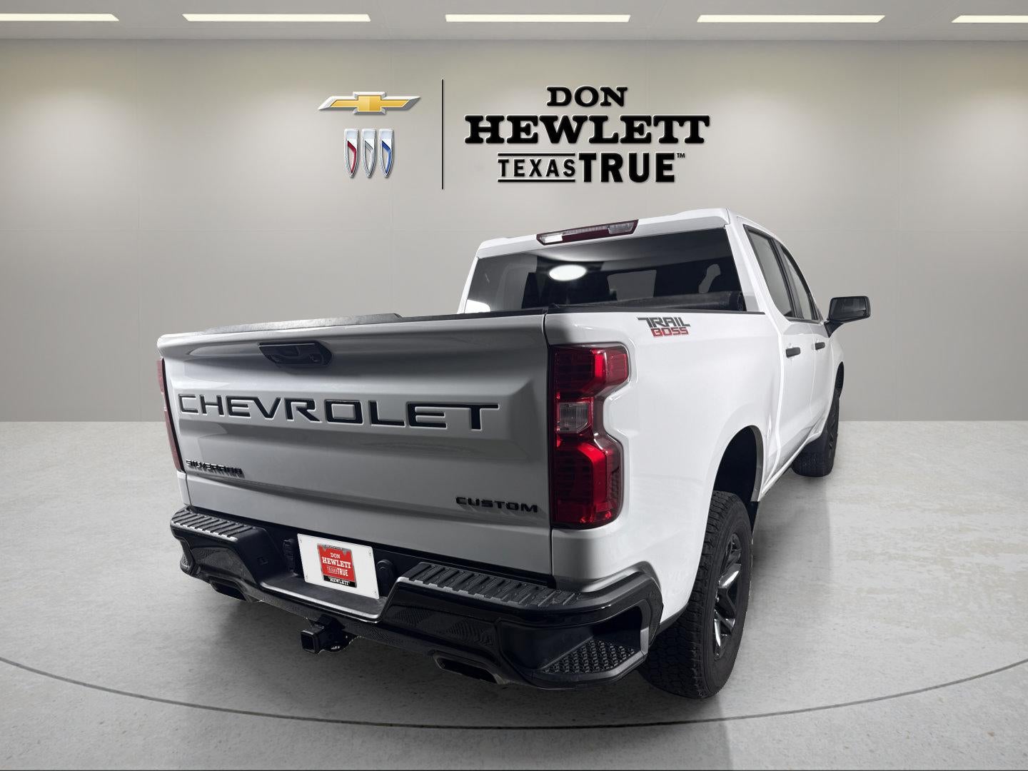 2023 Chevrolet Silverado 1500 Custom Trail Boss