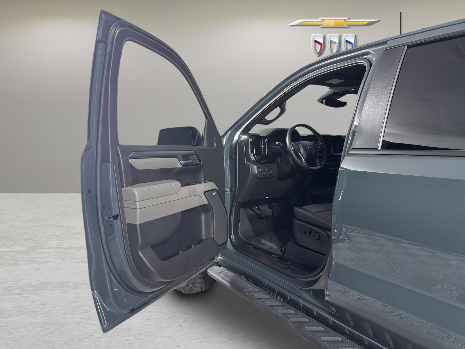 2025 Chevrolet Silverado 1500 ZR2