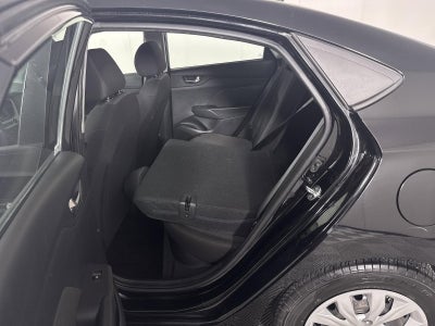 2022 Hyundai Accent SE