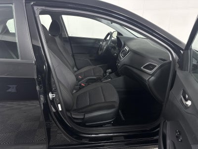 2022 Hyundai Accent SE