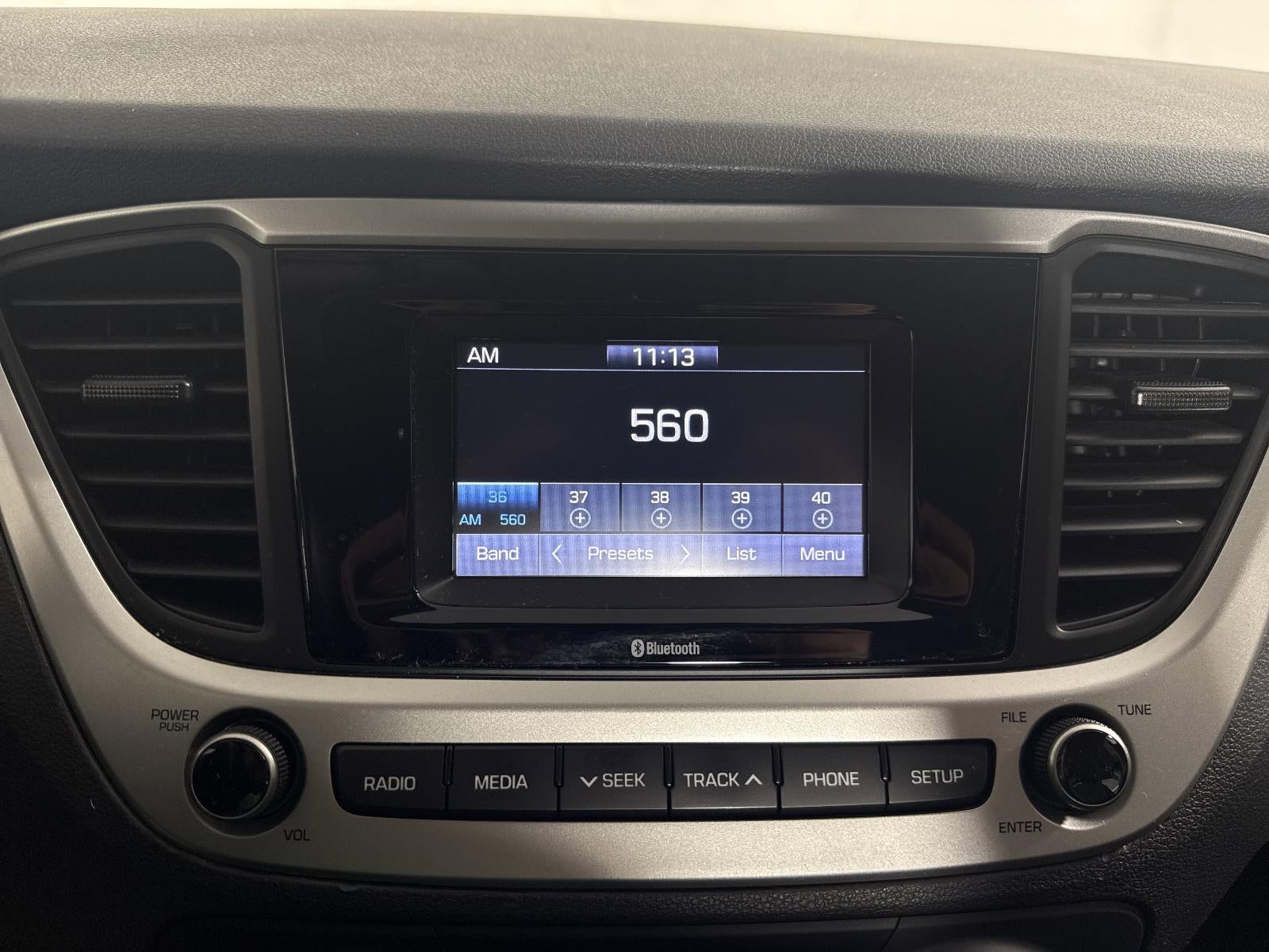 2022 Hyundai Accent SE