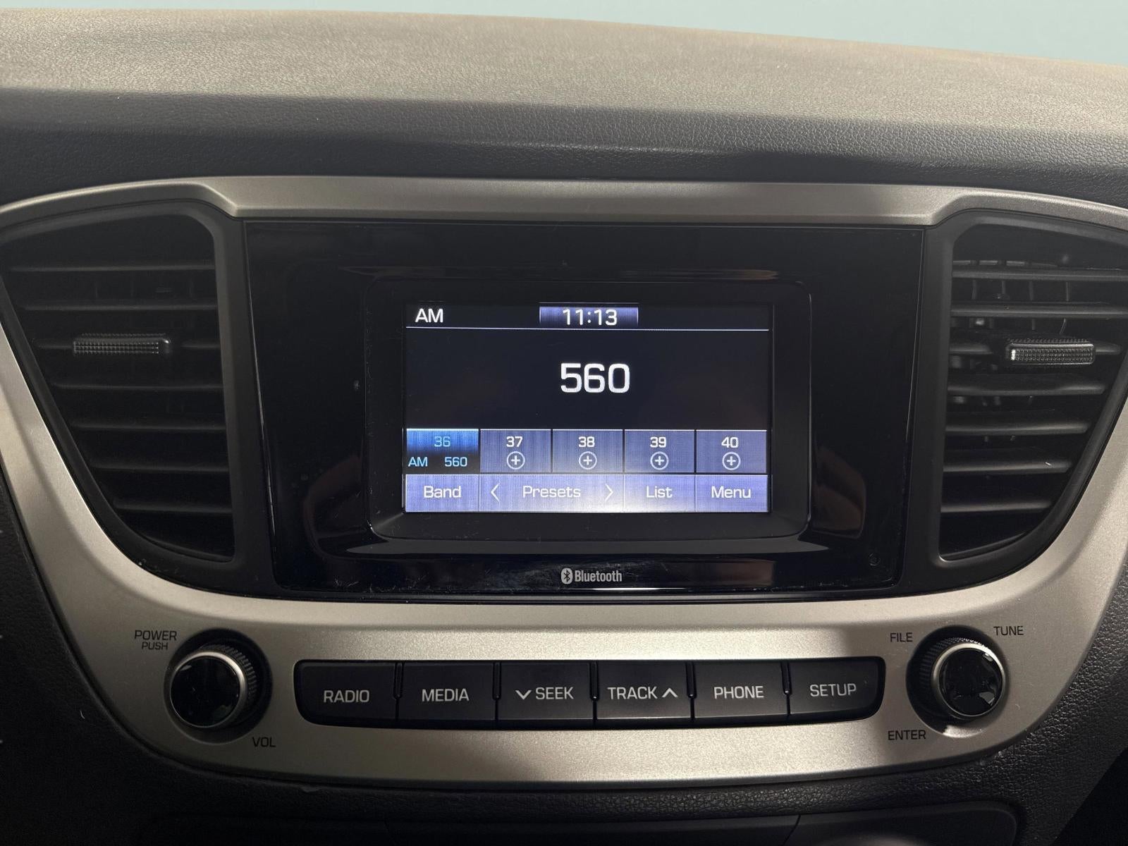 2022 Hyundai Accent SE