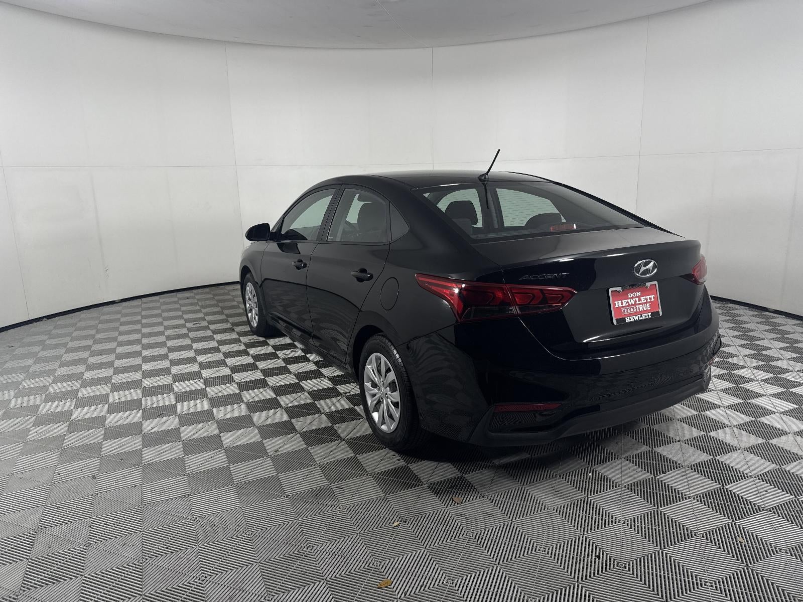 2022 Hyundai Accent SE