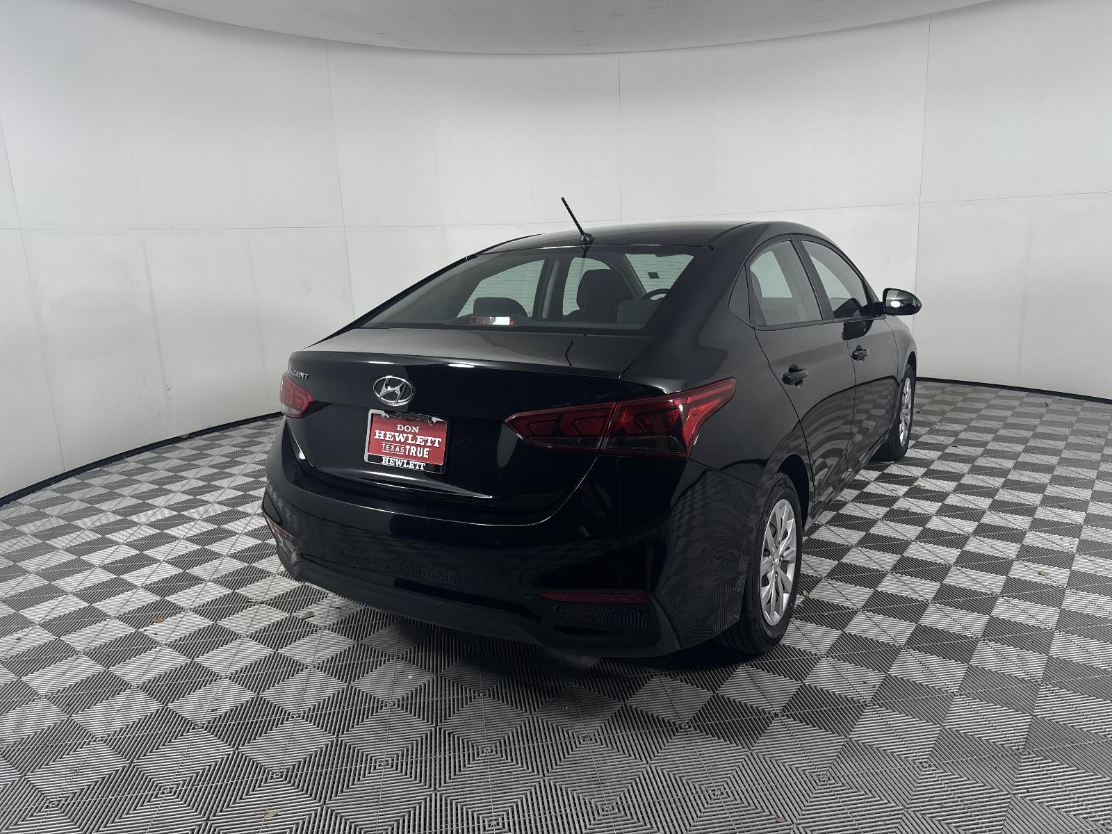2022 Hyundai Accent SE