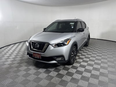 2019 Nissan Kicks SR