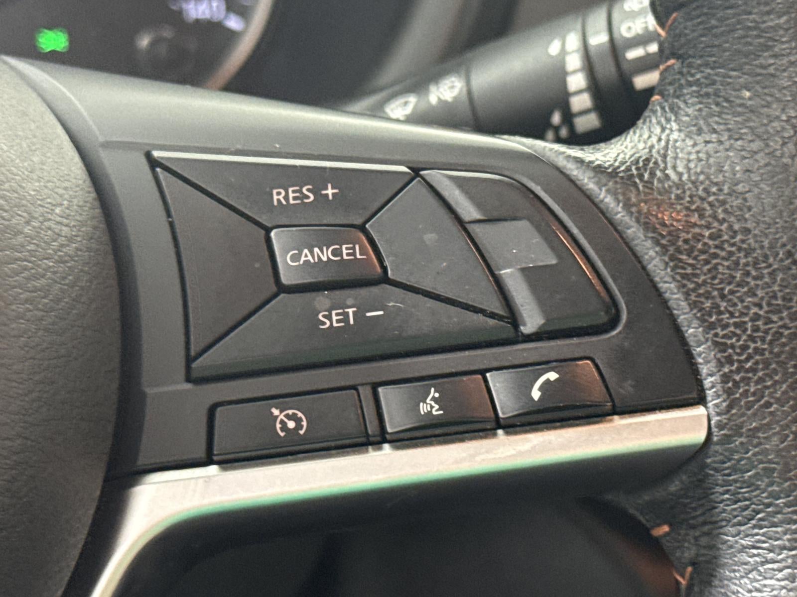 2019 Nissan Kicks SR