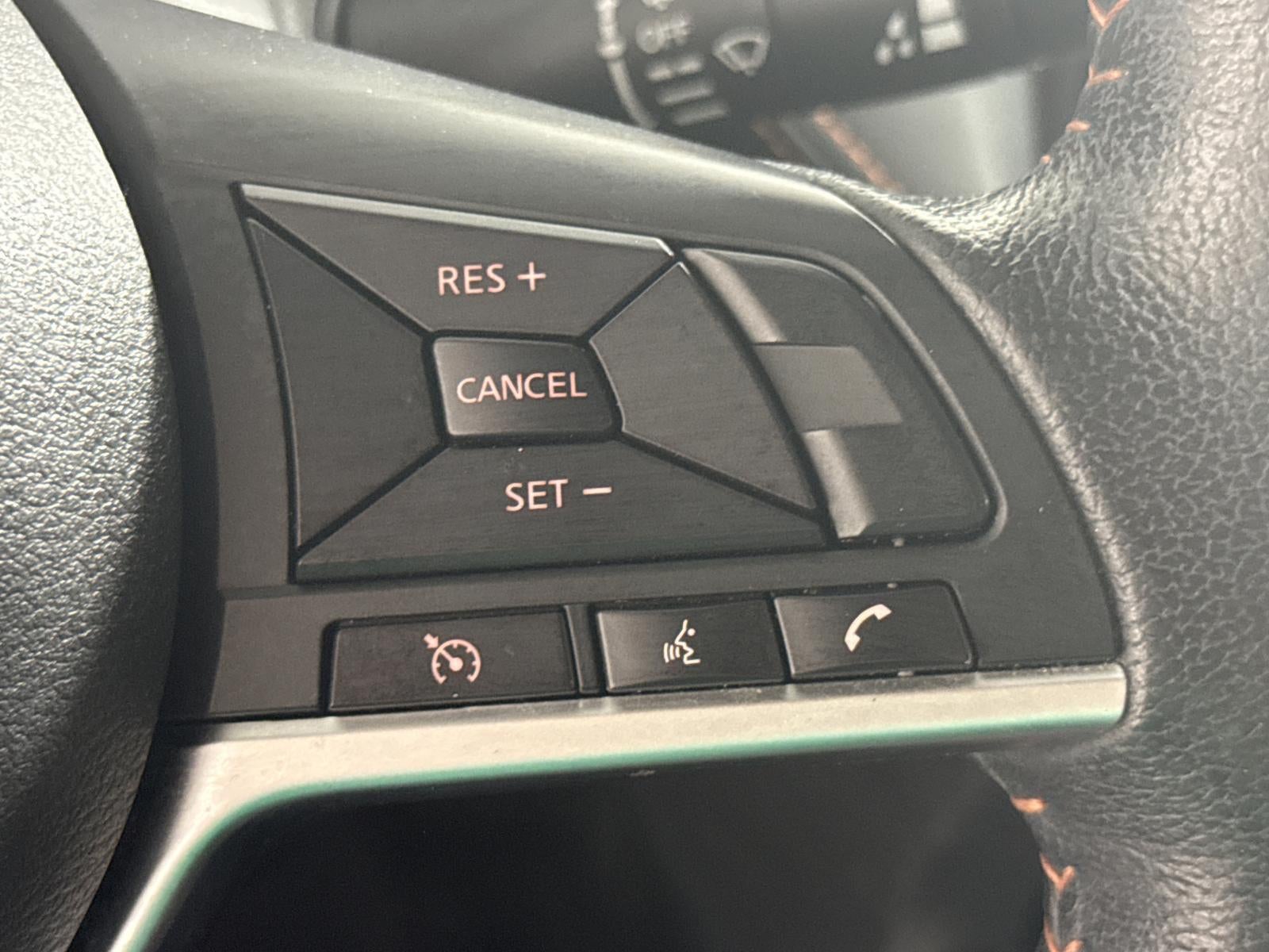2019 Nissan Kicks SR