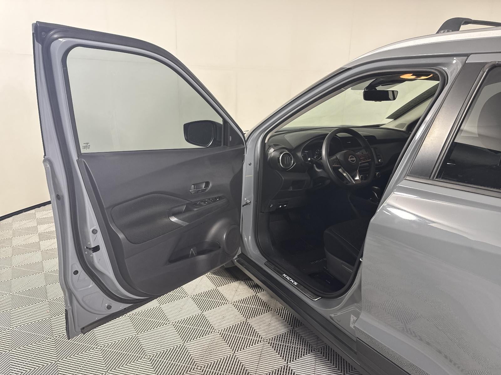 2024 Nissan Kicks SV Xtronic CVT
