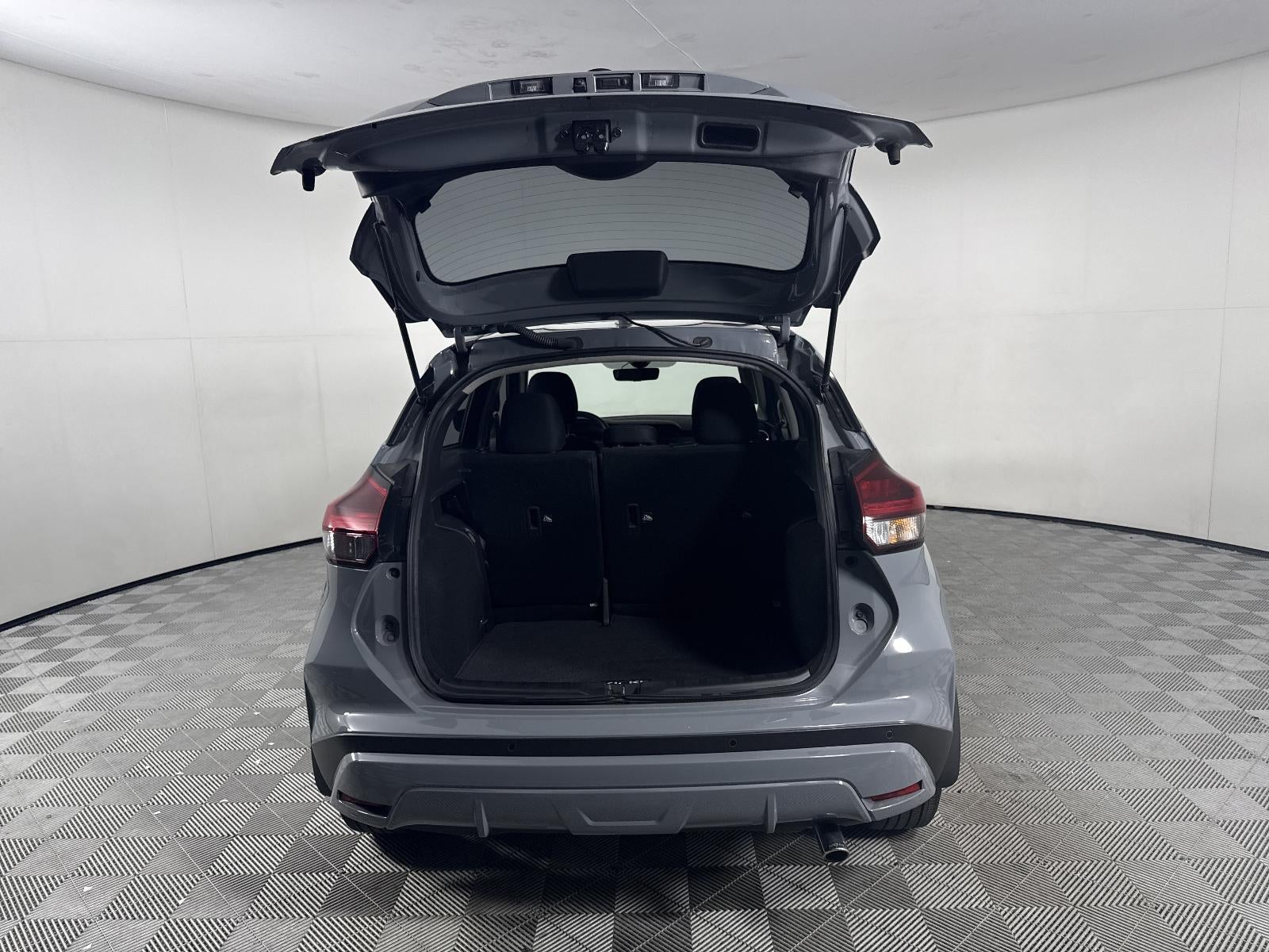 2024 Nissan Kicks SV Xtronic CVT