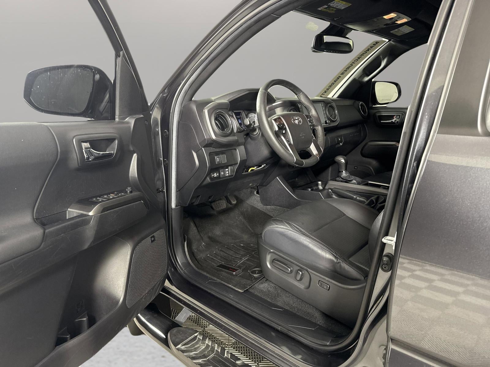 2022 Toyota Tacoma 2WD SR5