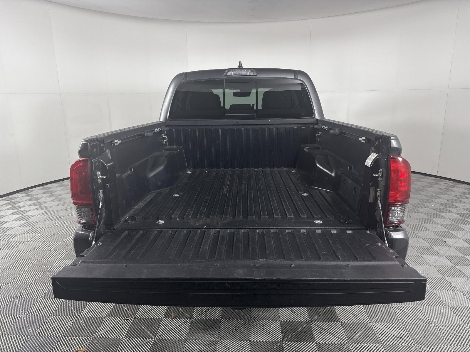 2020 Toyota Tacoma 4WD SR5