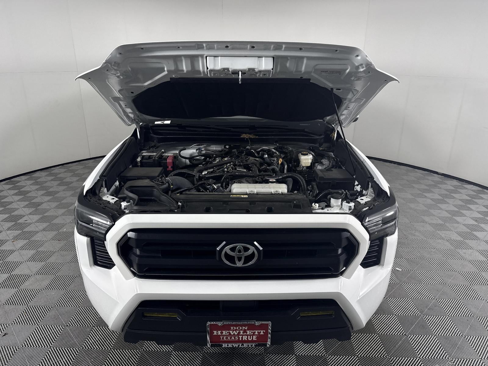 2024 Toyota Tacoma 4WD SR5