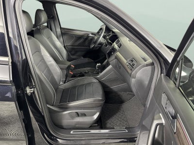 2024 Volkswagen Tiguan SEL R-Line