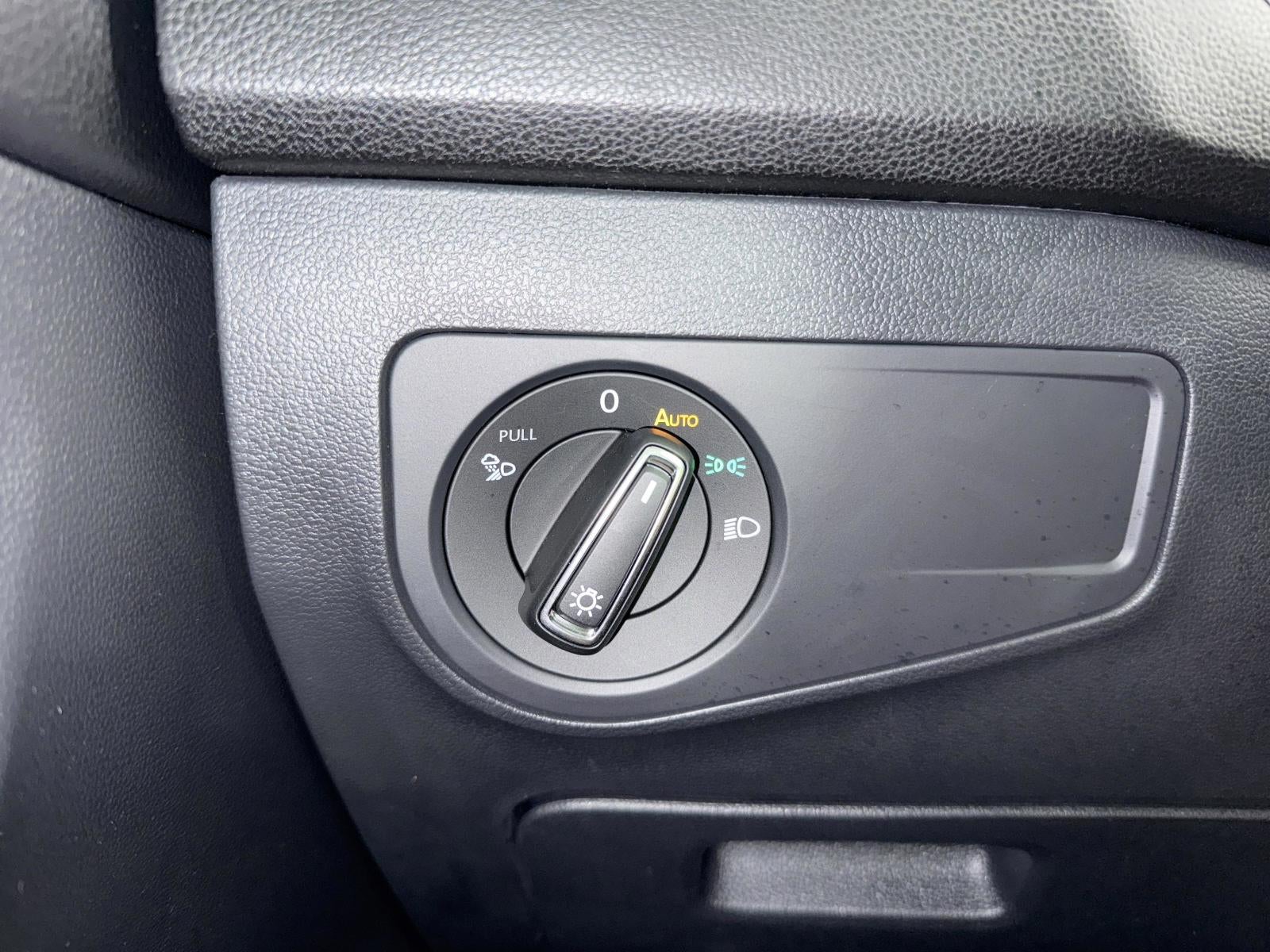 2024 Volkswagen Tiguan SEL R-Line