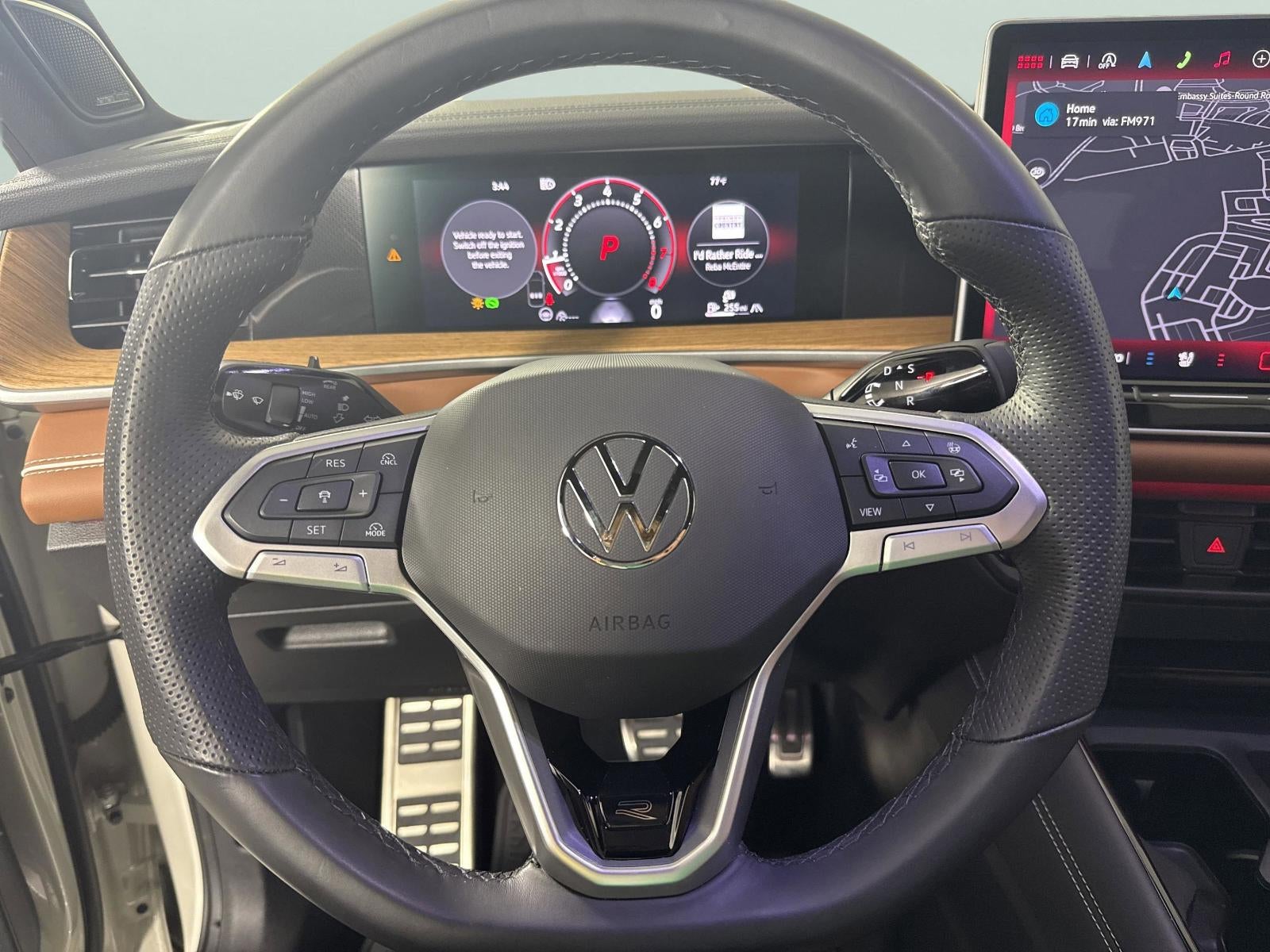 2025 Volkswagen Tiguan SEL R-Line