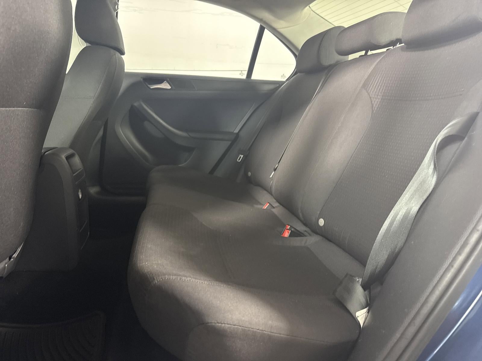 2015 Volkswagen Jetta 2.0L S