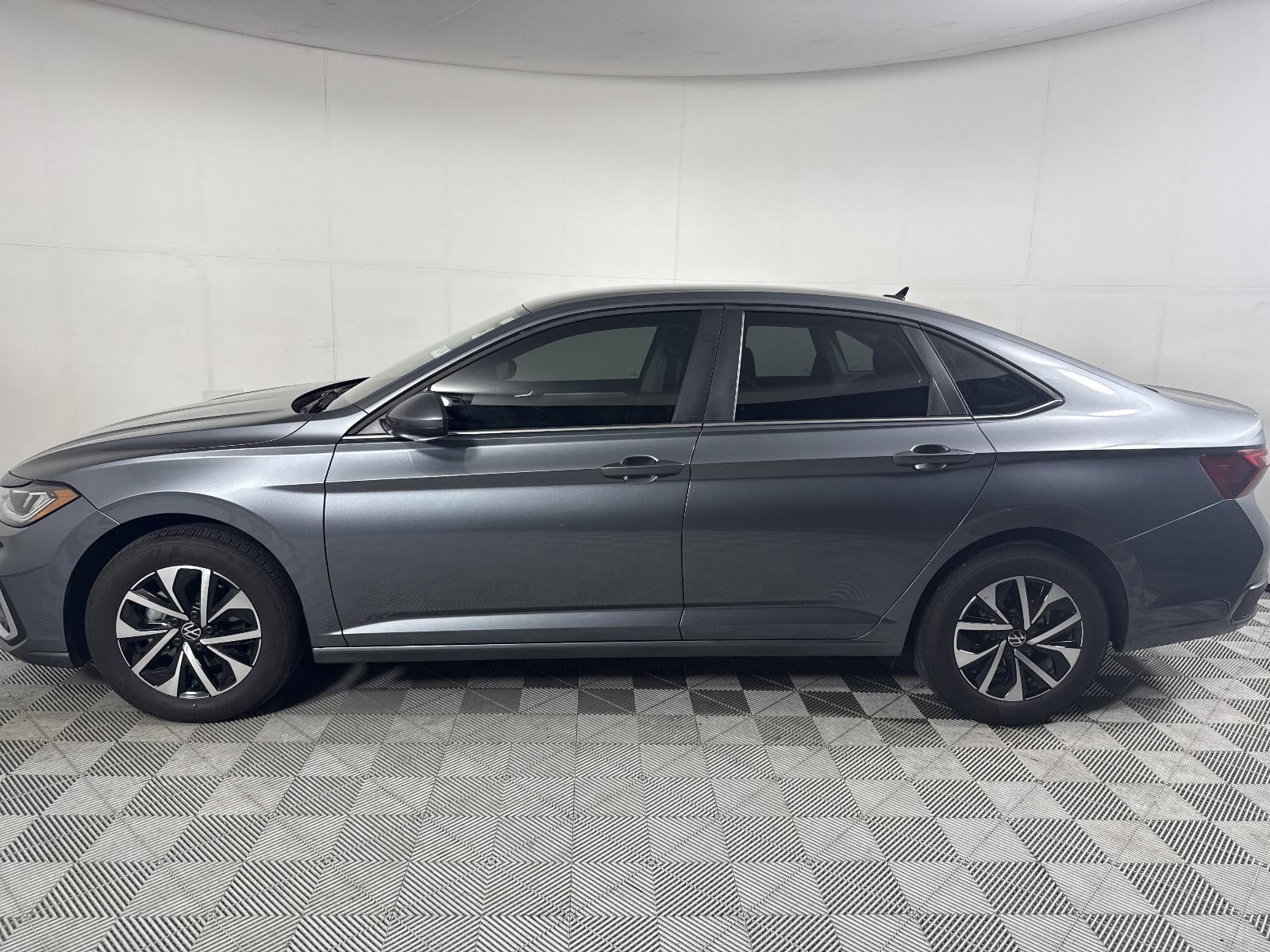 2025 Volkswagen Jetta S