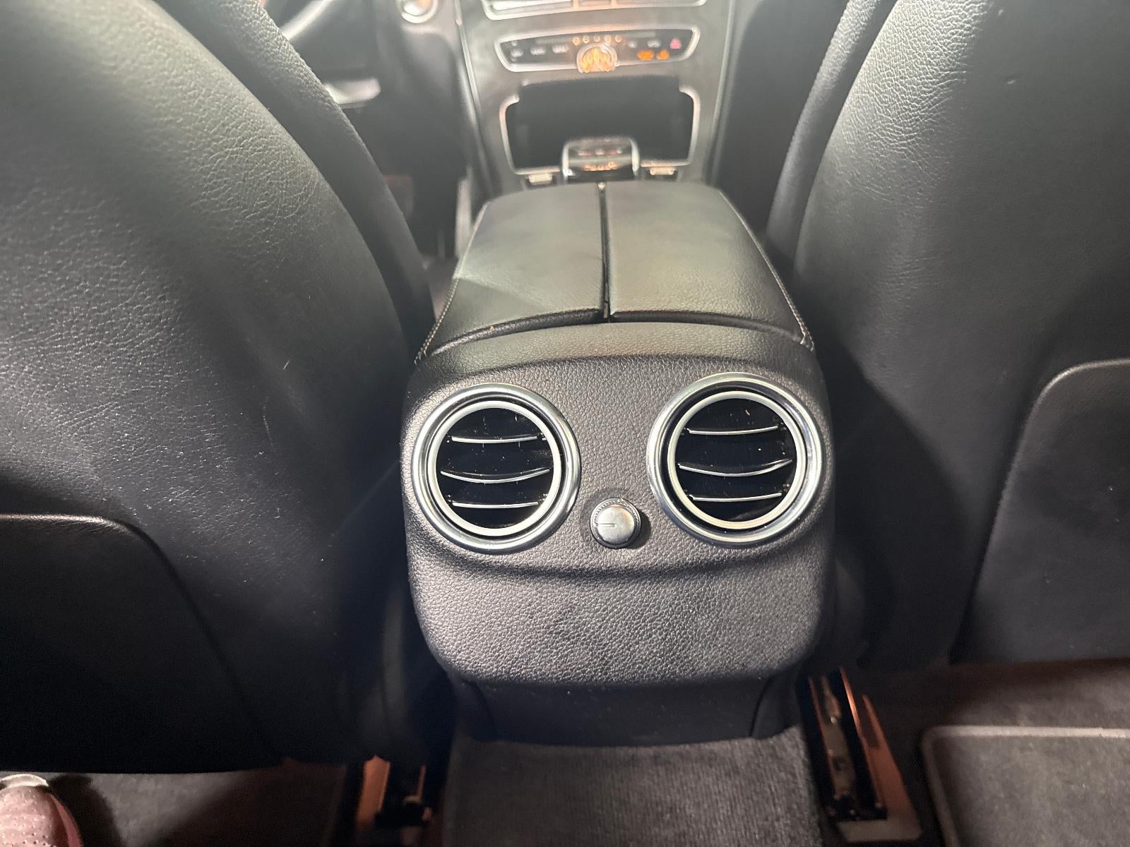 2015 Mercedes-Benz C 300 4MATIC®