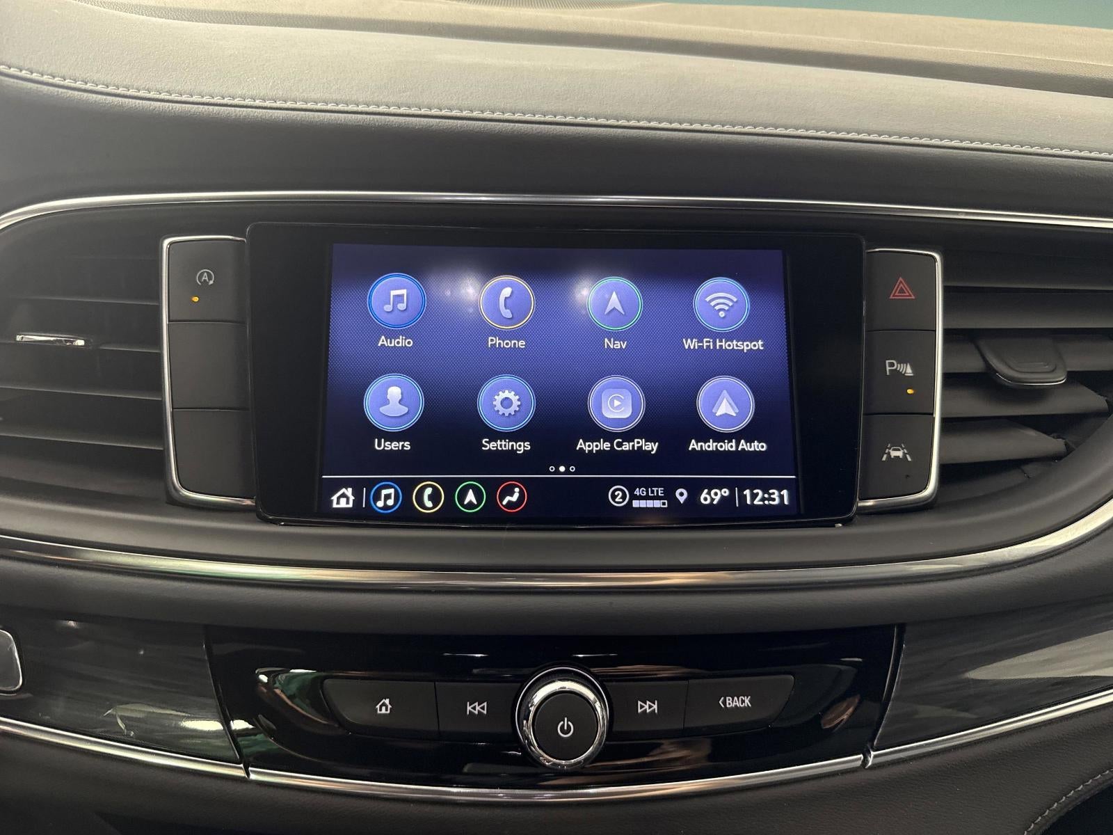 2023 Buick Enclave Essence