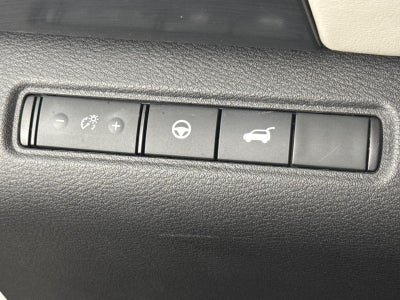 2024 Nissan Pathfinder SL FWD